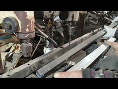 यूरोपीय शैली 1.8M ट्यूबलर स्टील बाड़ सुरक्षा धातु Palisade बाड़ पैनल